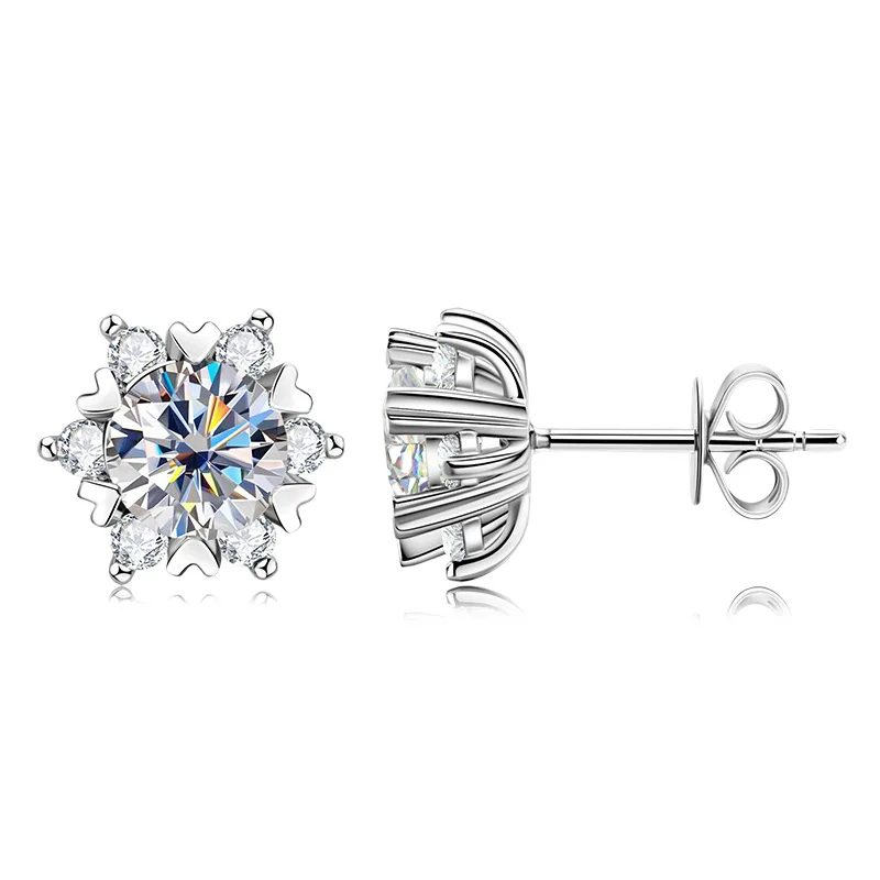 

Серьги-гвоздики из серебра 1,6 карат