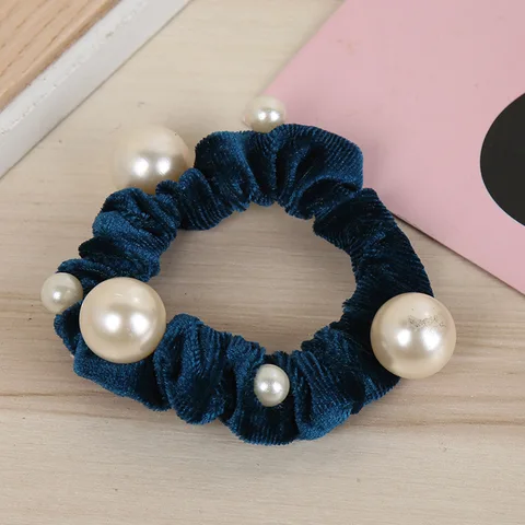 Women New Arrival Velvet Pearl Elastic Hair Ropes Scrunchies Girls Crease Hair Ties Aldult Hair Accessories Headwear