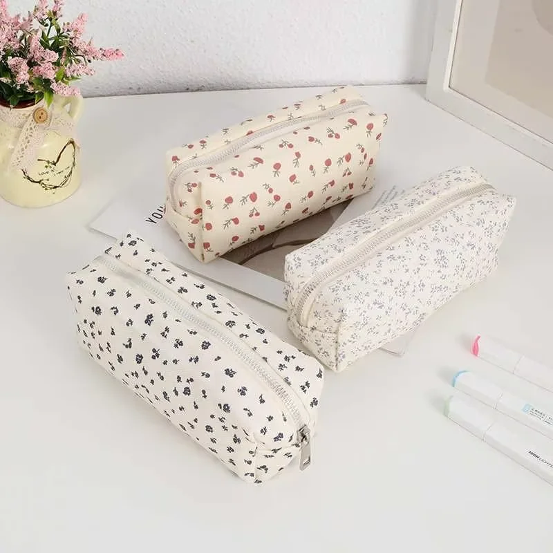 1pcs 크리 에이 티브 크림 꽃 연필 케이스 대용량 편지지 보관 연필 상자 학생을위한 다기능 보관 가방