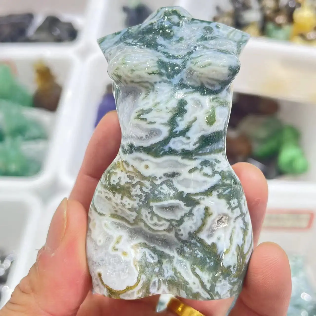 

Natural crystal water grass agate hand carved goddess treatment