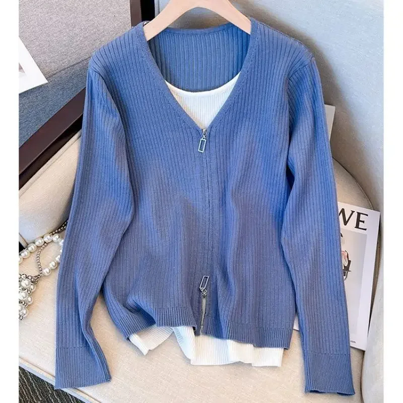 

New Spring and Autumn Fashion Fake Two Piece V-neck Zipper Long Sleeve Patchwork Loose Relaxed Pullover Knitted Sweater ZL366