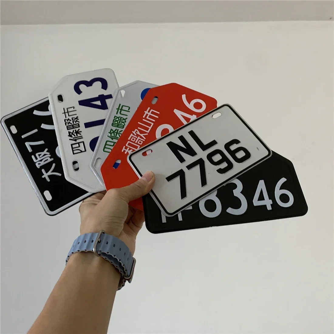 1pcs For Universal 666-8888 Car Numbers Retro Japanese License Plate Aluminum Tag Racing Car Modification Enthusiast Personality