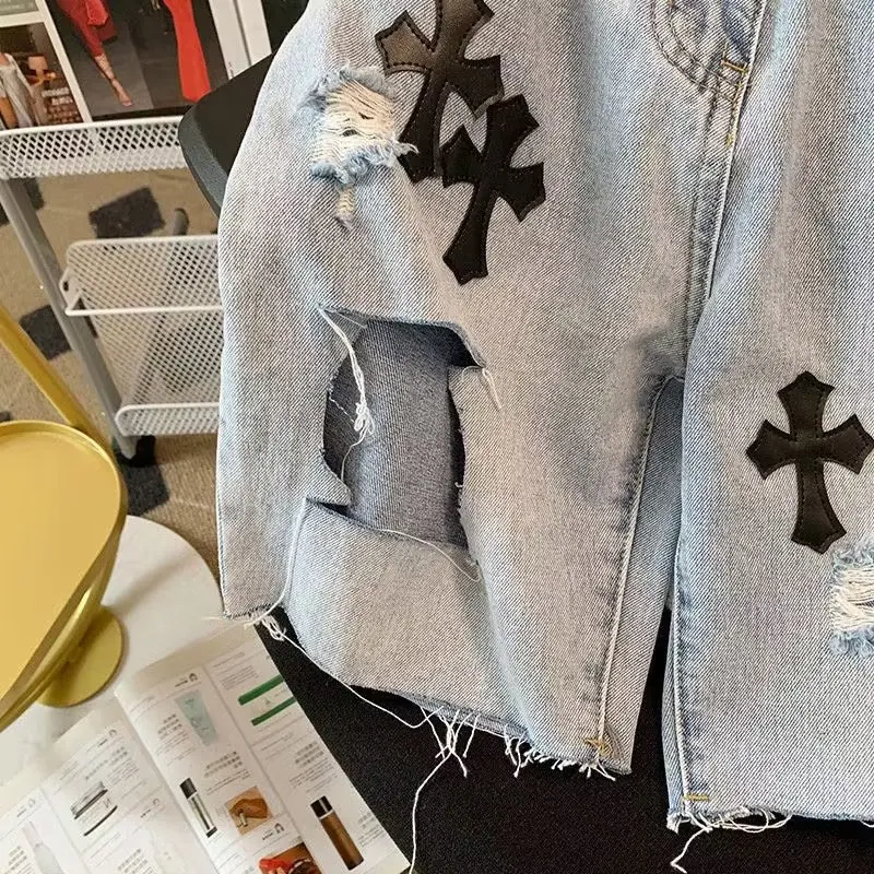 Design brand Summer Man Jeans Y2K Ripped Damage Denim Shorts High Street Cross patch With Embroidery Shorts Jeans