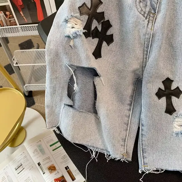 Design brand Summer Man Jeans Y2K Ripped Damage Denim Shorts High Street Cross patch With Embroidery Shorts Jeans 2