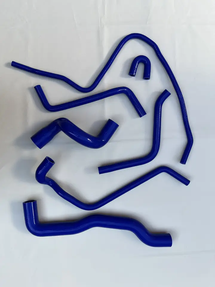 Kit Tubi Flessibili In Silicone Per Radiatore Saab 9-3 E 900 (1994-1999) - Compatibile Con Modelli Turbo Benzina 4 Cilindri