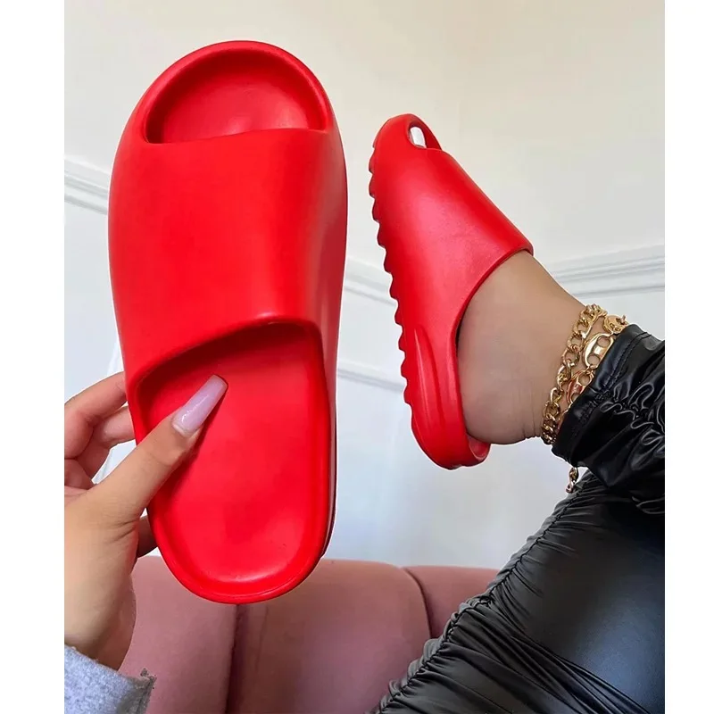 Men's Slides Beach Flip Flops Man Clappers Indoor Bathroom Slippers Summer House Shoes Women Platform Sandals Fashion