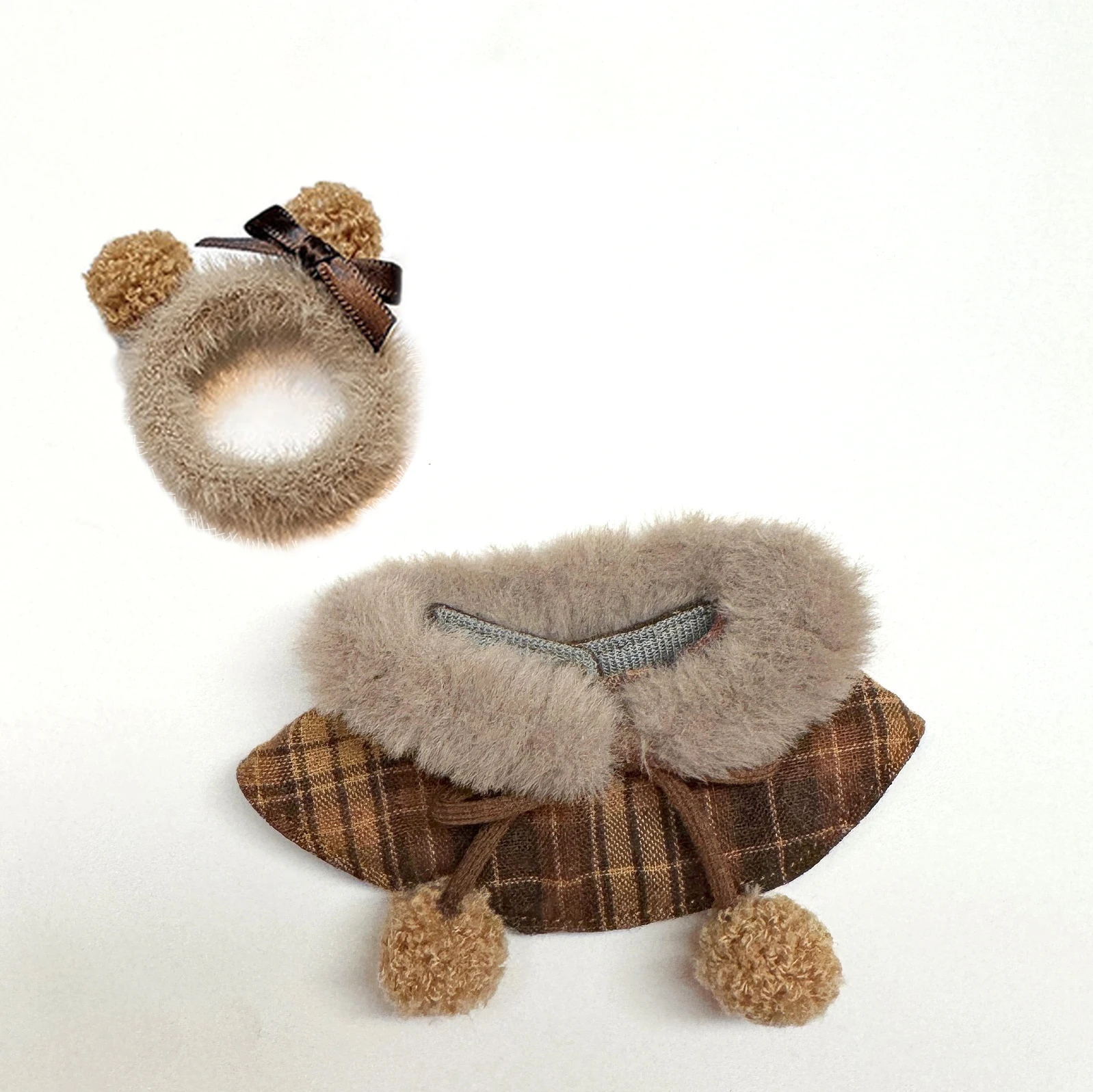 17cm Labubu doll Clothes Macaron Sitting Party Christmas Checkered Plush Cloak Clothes labubu V2 clothes Christmas costumes 5