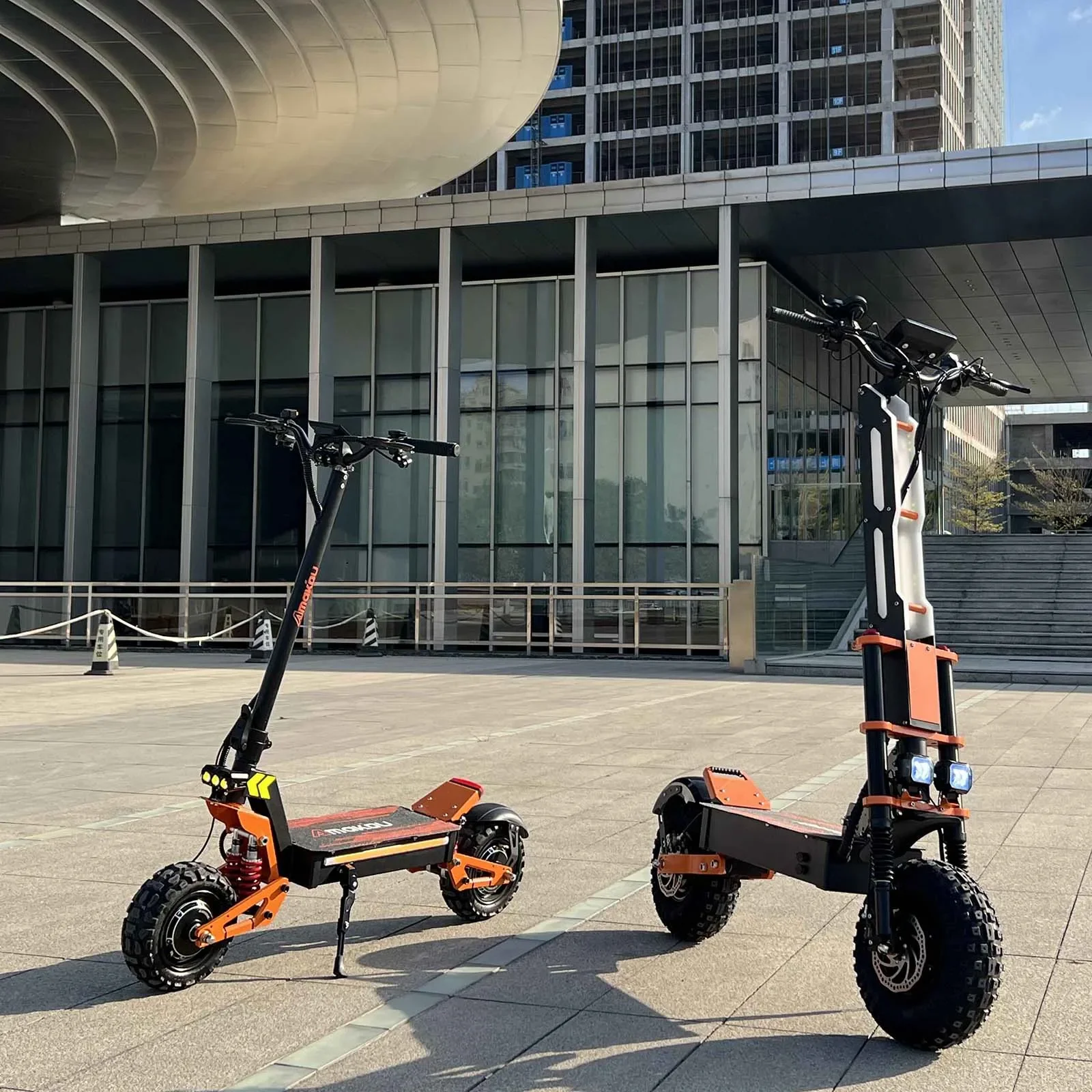 6000W 60V 40V dual motor electric scooter dual suspension shock absorption maximum speed 95km/h 11 inch off-road tyres electric scooter