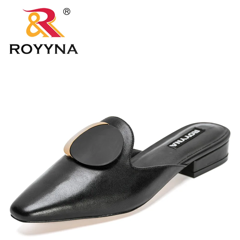 

ROYYNA 2022 New Designers Summer Slippers Genuine Leather Shoes Women Slides Handmade Comfortable Sandals Ladies Office Shoes