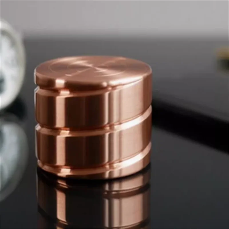 Desktop Rotating Gyroscope Silent Hypnosis Fingertip Gyroscope Adult And Children Stress Relieving Toy Office Metal Gyroscope 3