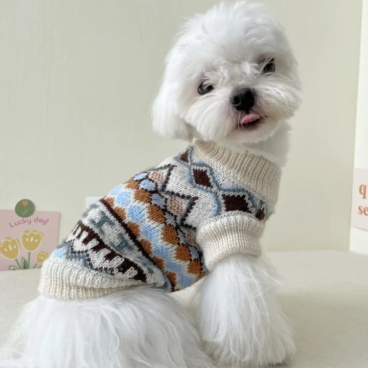 thumbnail image 1 of Ropa para perros de conejo azul Suéter de punto para mascotas Ropa de otoño e invierno Camisa de fondo para gatos de peluche Suéter cálido para cachorros XS-XL, 1 of 5