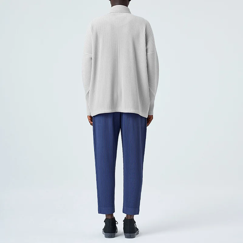 Miyake Folds 2024 Spring New Slim-fit Unisexual Wind Coat Long Sleeve Lapel Lined Pleated Cardigan Top Male 4