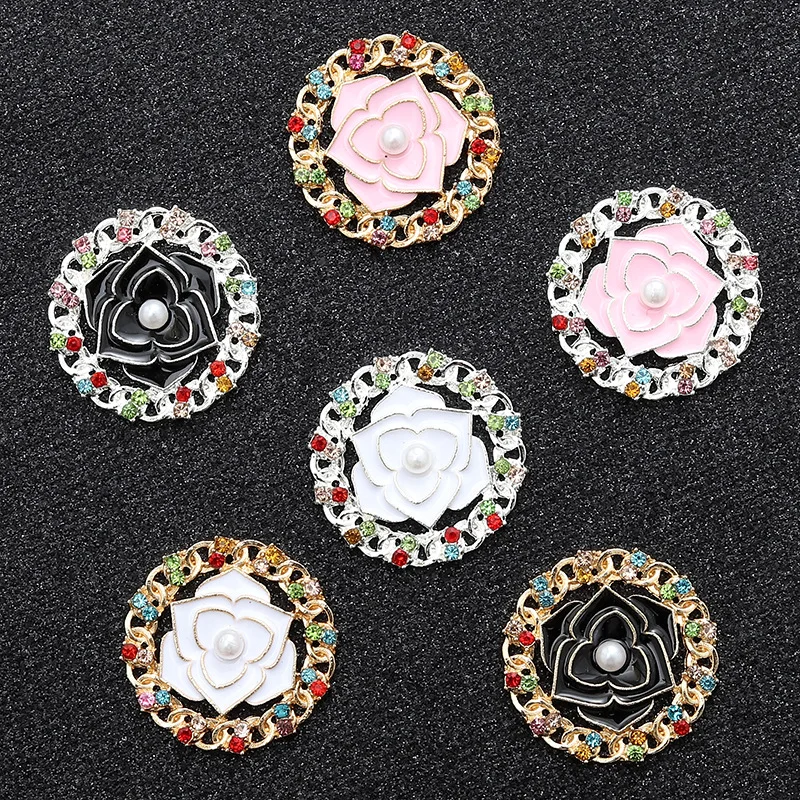 

1pcs Designer Croc Charms Bling Metal Flower Shoe Decorations Clogs Sandals Wristband Accessories Women Girls Party Gifs