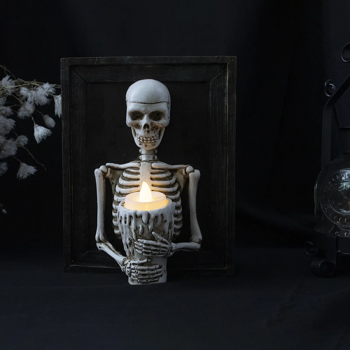 

Halloween Skeleton Photo Frame Home Decoration Skeleton Candlestick Holder Resin Wall Hanger Desktop Pendant LivingRoon Decora