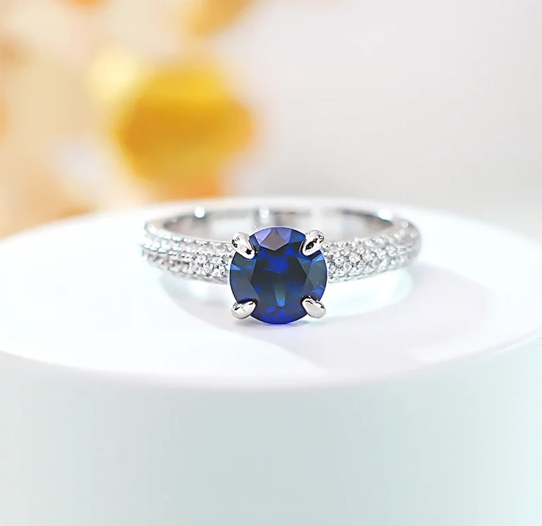 New 925 Silver Blue Treasure Round Ring Set with High Carbon Diamonds to Create a Minimalist Daily Style
