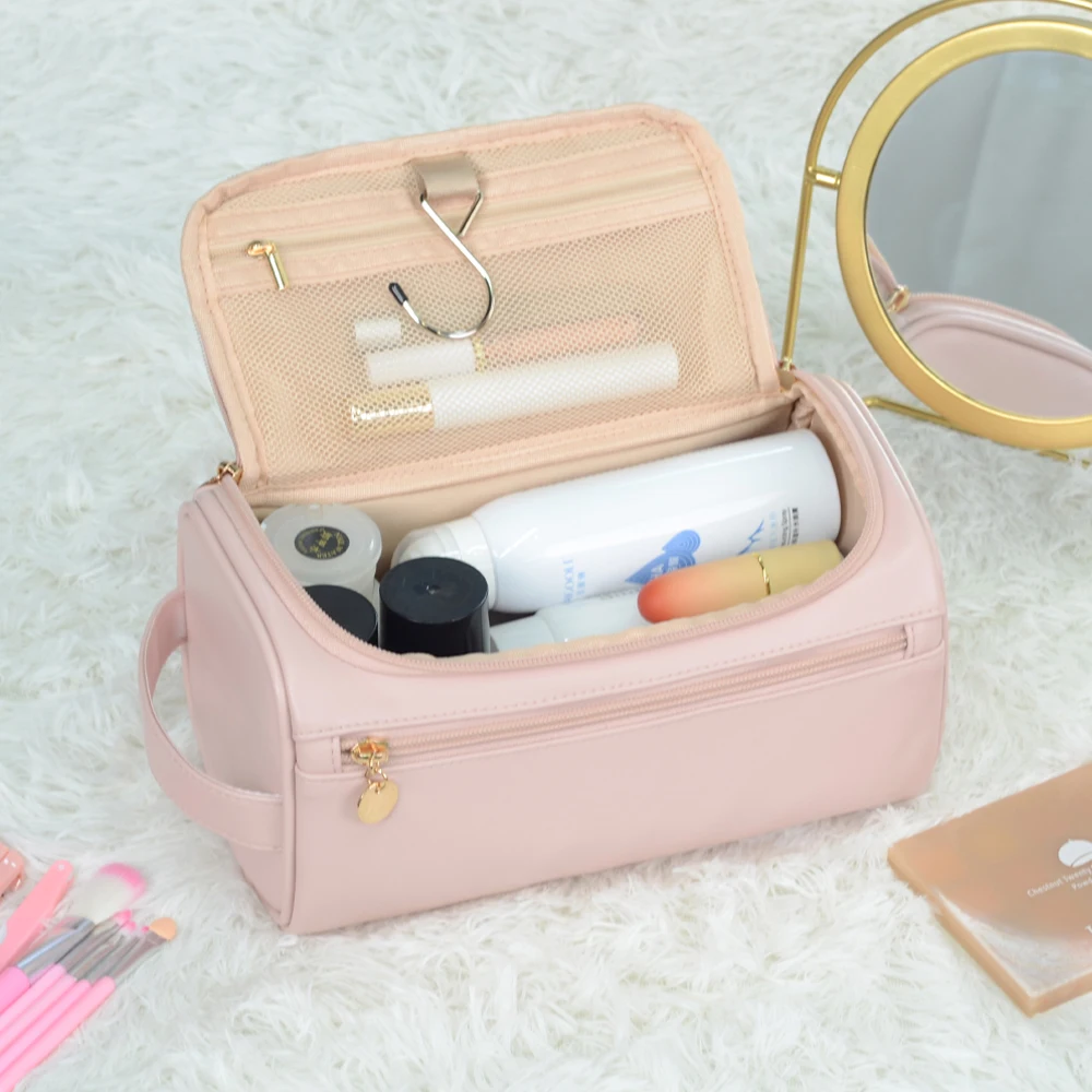 Chic Waterproof Hanging Toiletry and Makeup Organizer Bag