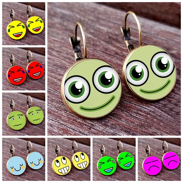 화려한 얼굴이 담긴 유리 돔 귀걸이로 감정을 표현하는 재미있는 여성용 액세서리