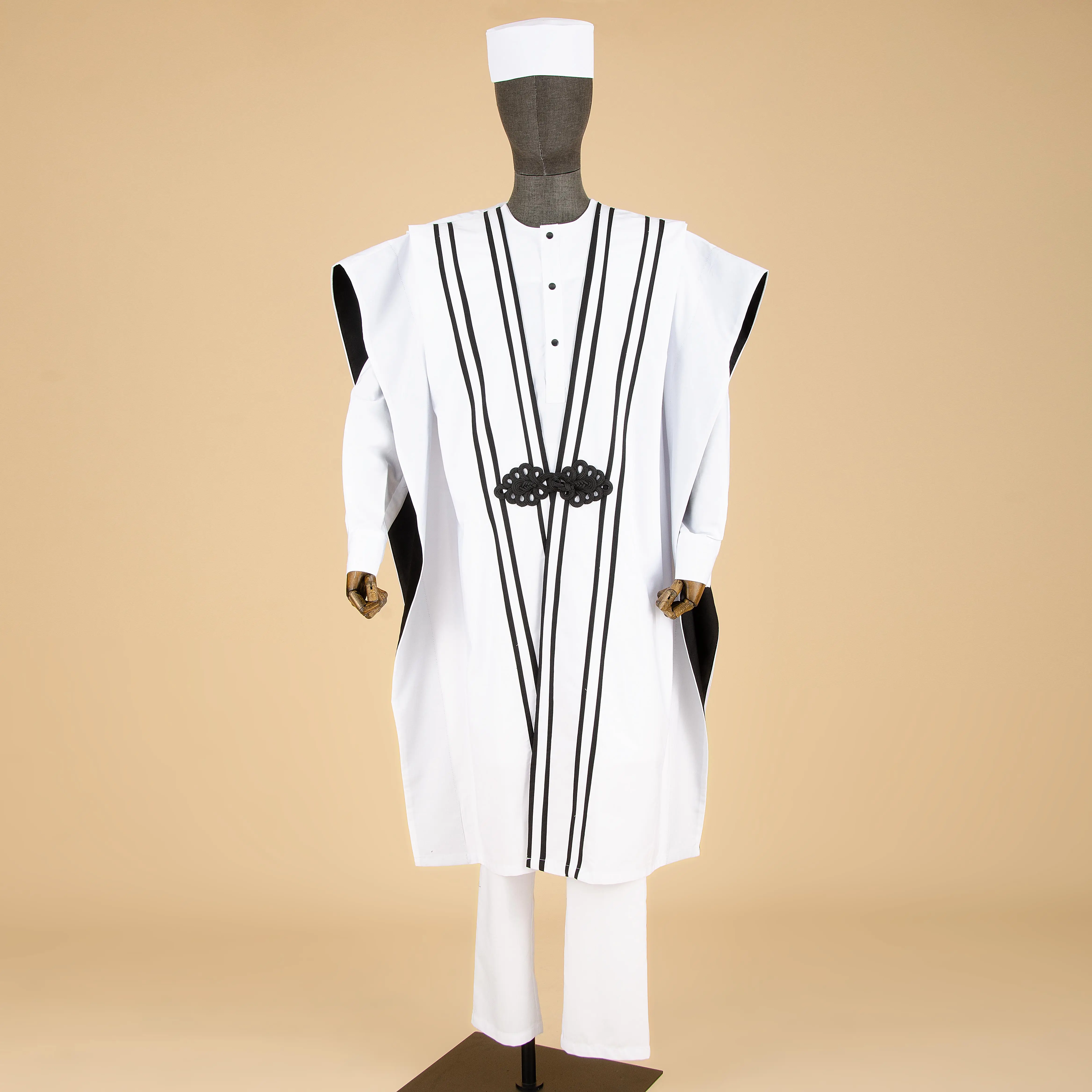 아프리카 남성 의류 Agbada 로브 다시키 셔츠 앙카라 바지 부족 모자 웨딩 이브닝 의상 4 조각 AFRIPRIDE A1816011