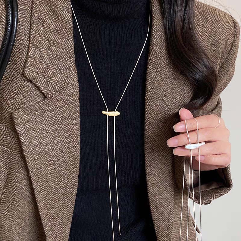 Fashion Metal Long Pull Necklaces for Women Luxury Elegant Silver Color Matte Snake Bone Chain Necklace Jewelry Accessories Gift