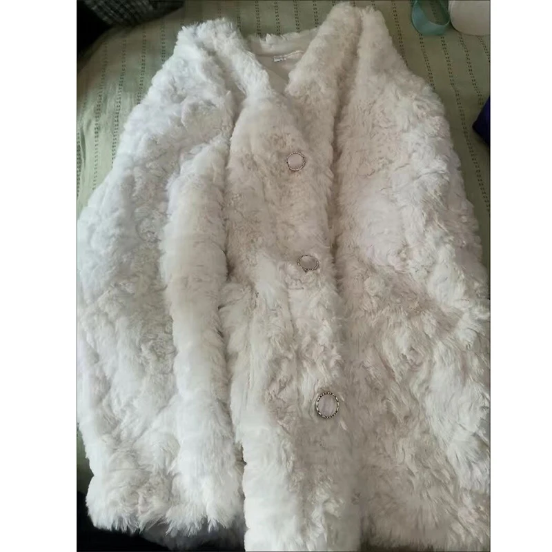 Autumn Winter Lamb Wool Coat Korean Fashion V-Neck Faux Fur Jacket Oversized Loose Single Breasted Fluffy Long Sleeve Outwear