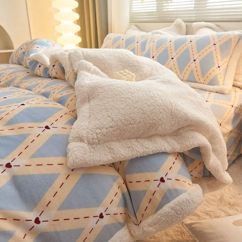 

Autumn winter warm A-side milk velvet B-side lamb velvet soft bedding set 4pcs of velvet quilt cover sheet pillowcase king queen