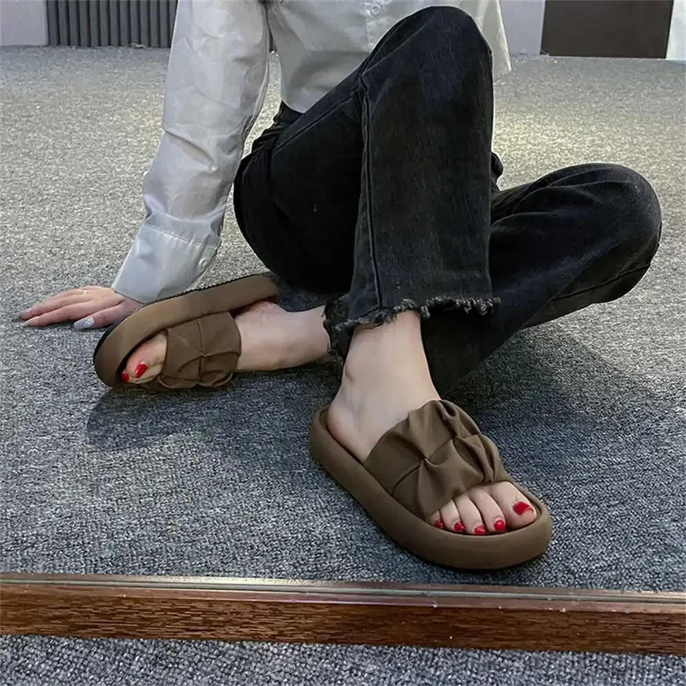 Naso Tondo Numero 39 Pantofole Da Donna Sandali Sandali Bassi Da Donna Scarpe Beskets Sneakers Da Donna Sport Marche Famose Atletiche