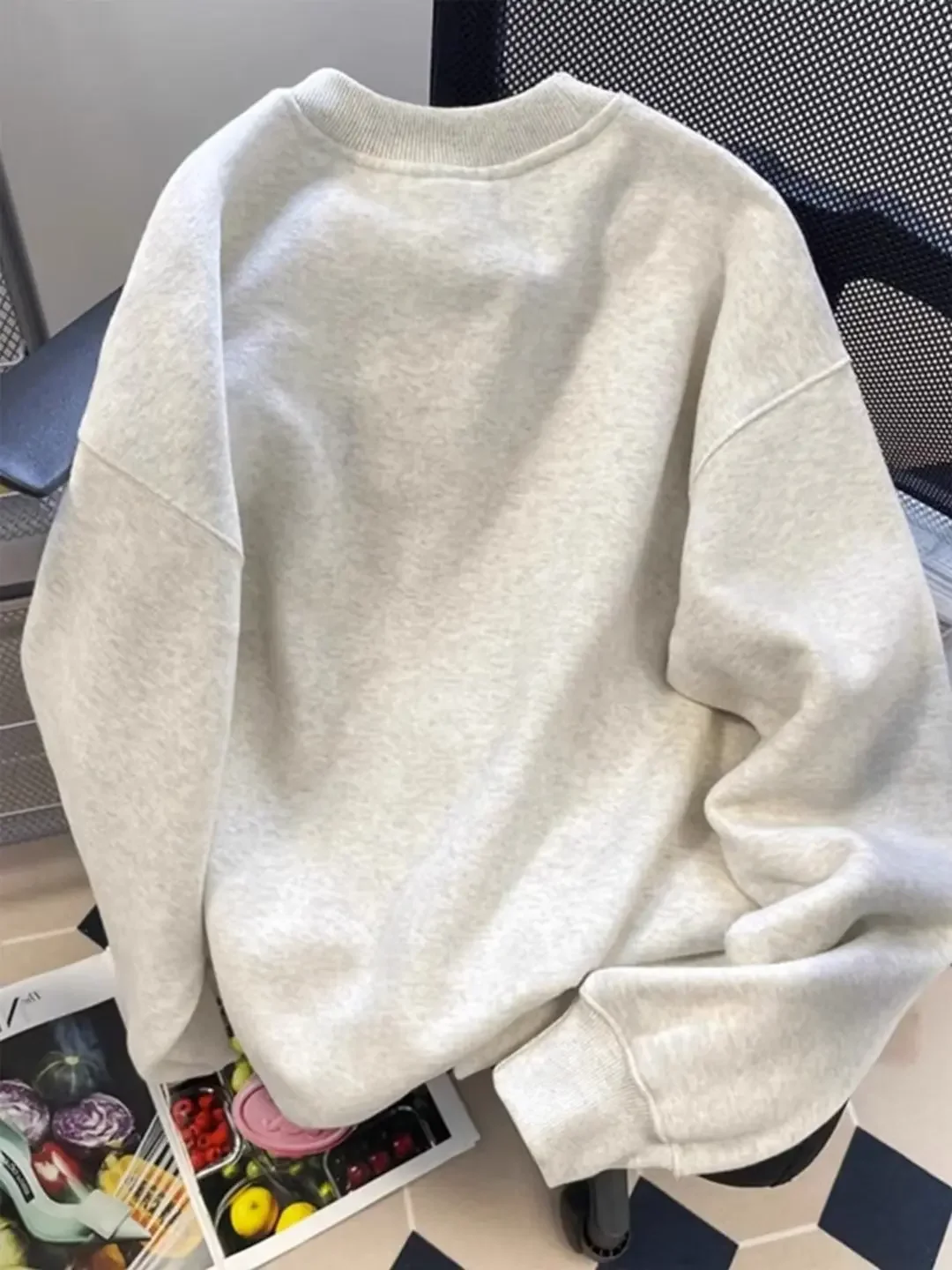 2023 Spring and Autumn New Round Neck Hoodie Women Plus Size Fat Mm Chubby Design Loose Top Winter Couple Plus Size Sweatshirts