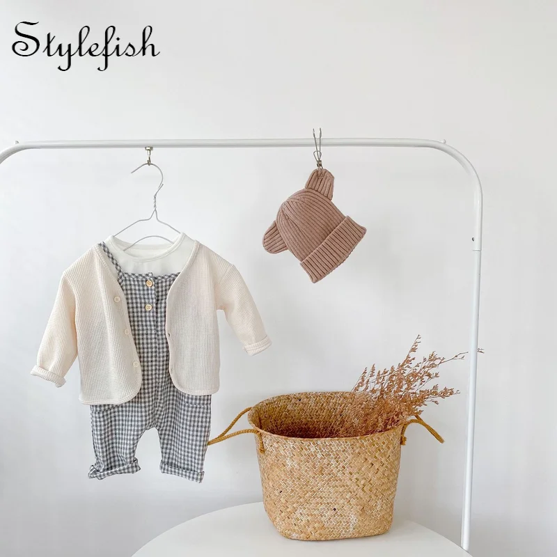

Hot Sale Fall new baby small plaid suspender trousers for infants and children + base shirt + small coat three-piece suit