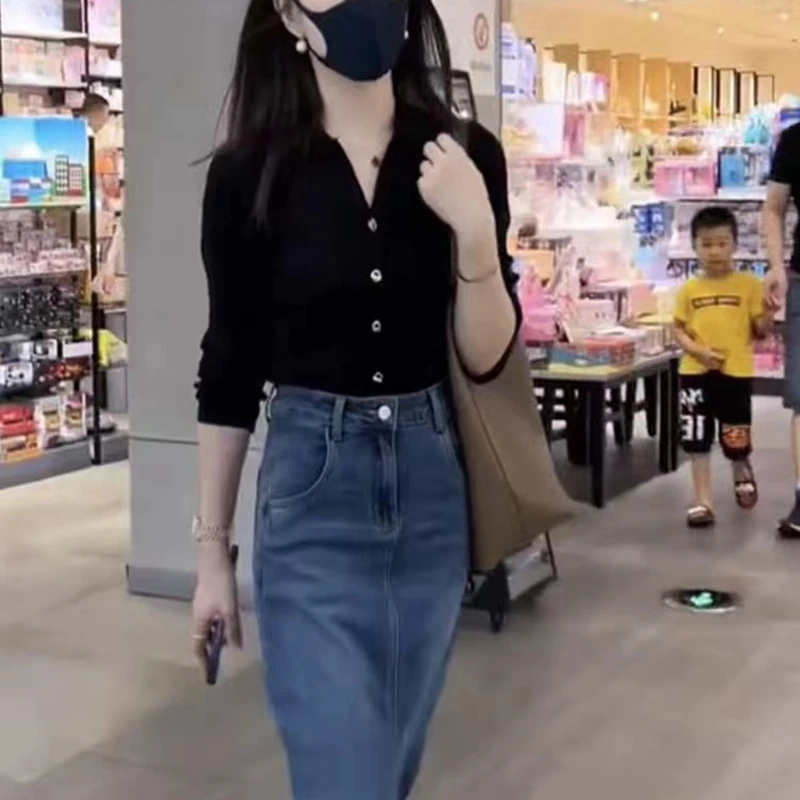 New Polo Collar Long-sleeved Sweater Button-up High-end Design Chic Knitted Cardigan Bottoming Top