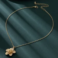 New Fashion Simple Metal Wrinkled Stereoscopic Flowers Pendant Necklace for Women Charm Temperament Clavicle Chain Party Jewelry - Image 5