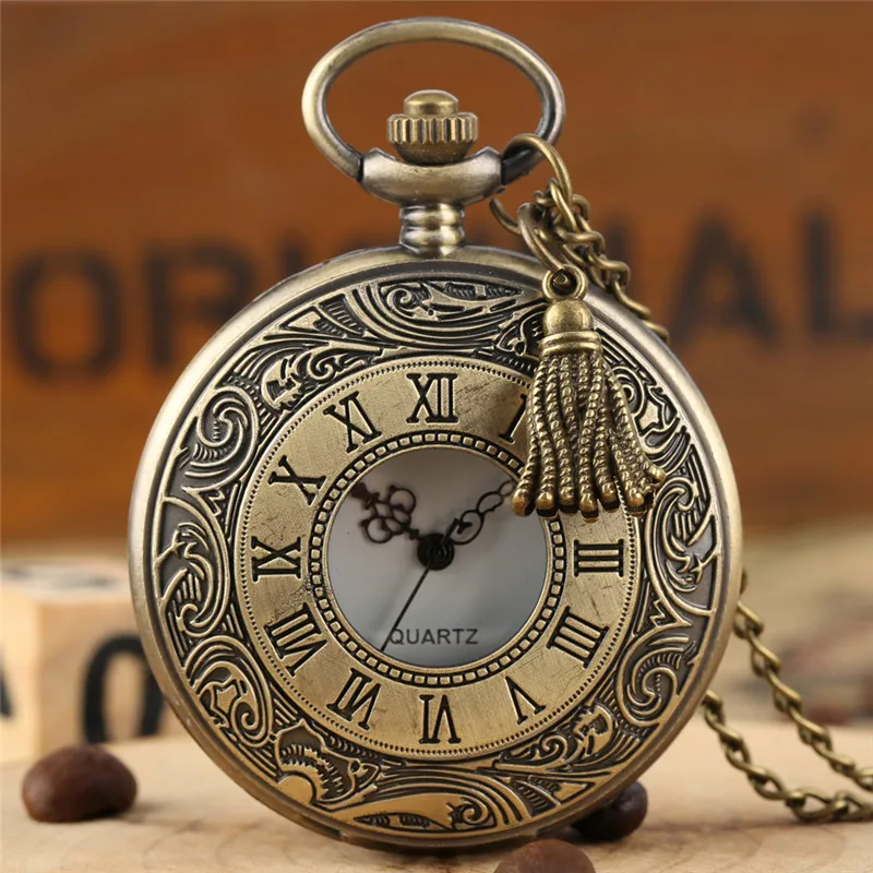 

Bronze Antique Pocket Watch with Pendant Tassels Design Hollow Out Roman Number Cover Quartz Movement Necklace Chain Gift Reloj