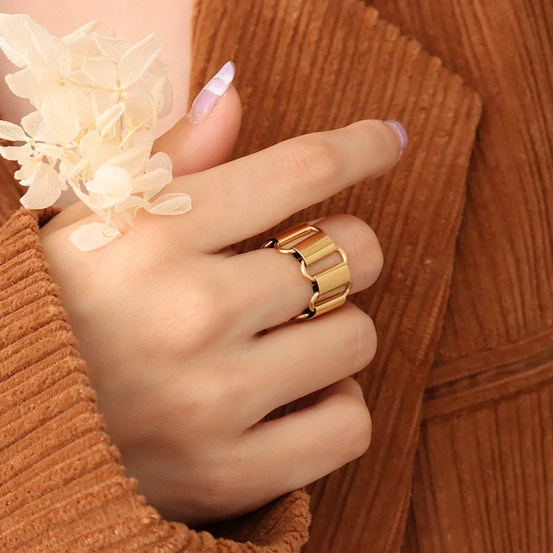 

Stainless Steel Ring 13mm for Women 18 K Gold Plated Fashion Hip Hop Chunky Hollow Chain Ring Size 6