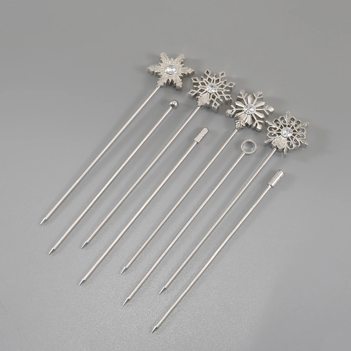 4 cocktail picks, stainless steel polished metal creative salad fruit picks, snow Geometric Skull Christmas kitchen tools