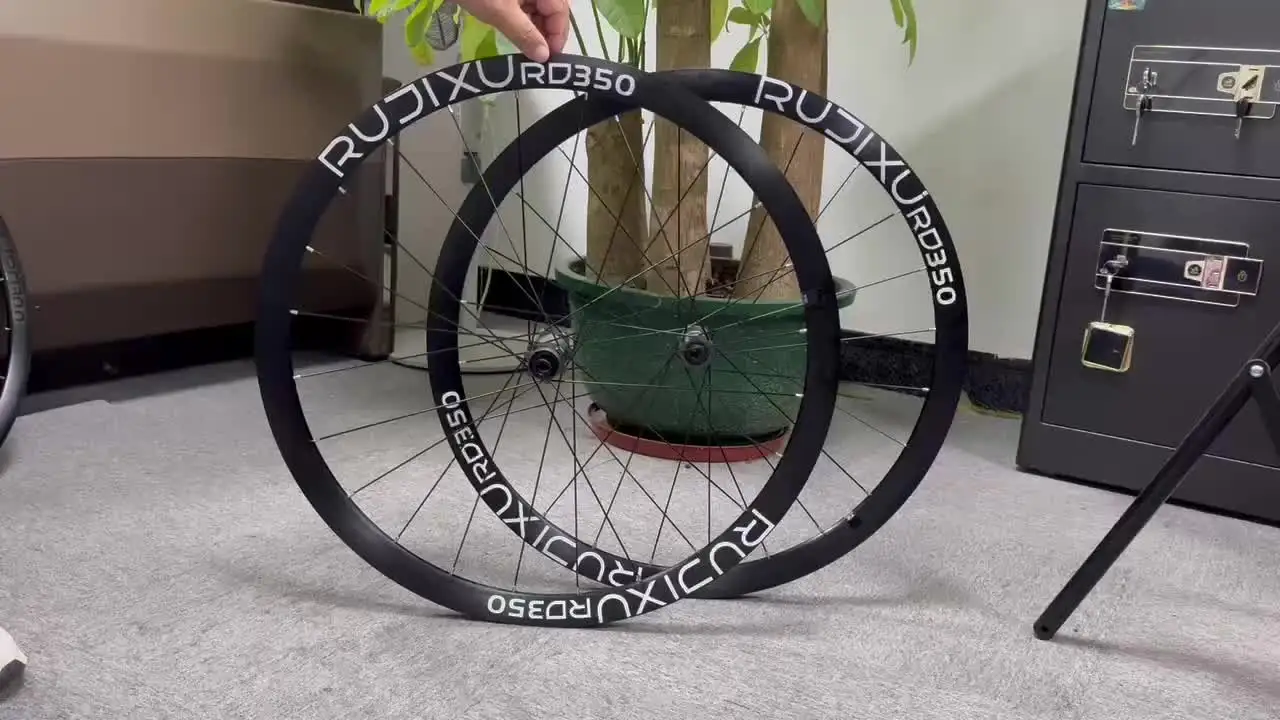Rujiixu-ロードバイク用アルミニウムホイール、ラチェットホイール、光
