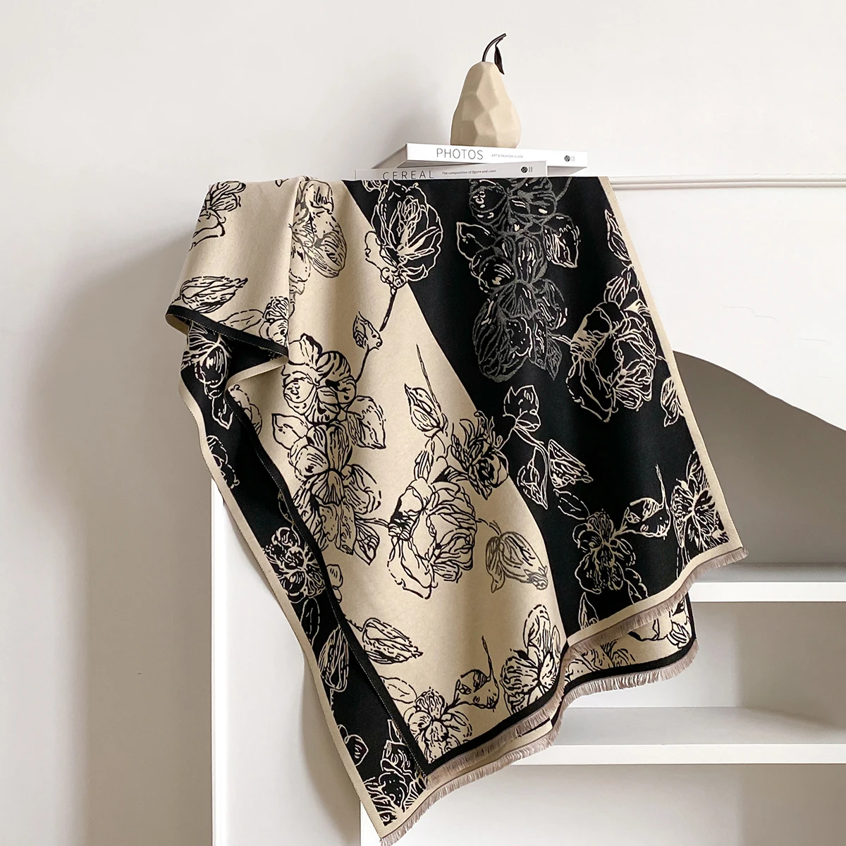 New Brand Elegance Two-Sided Print Scarf Soft Warm Fringe Pashmina Shawl Autumn and Winter Outdoor Coldproof Windproof Blanket