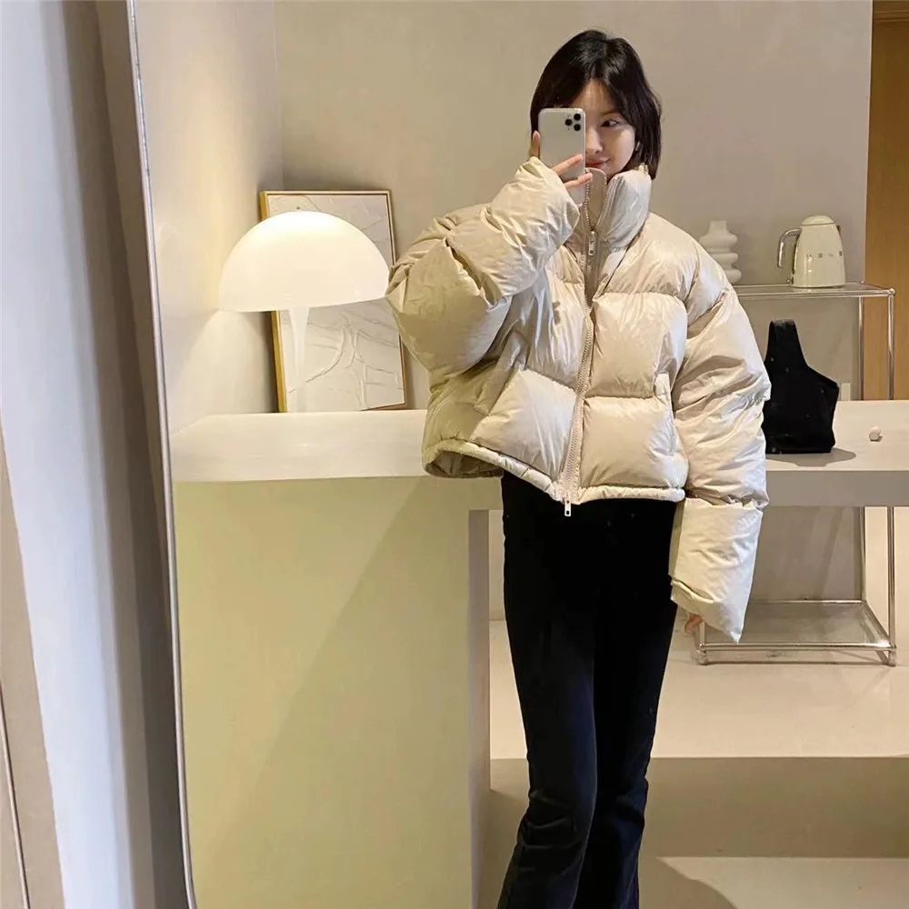 Рисунок 3 - Женский пуховик с воротником-стойкой