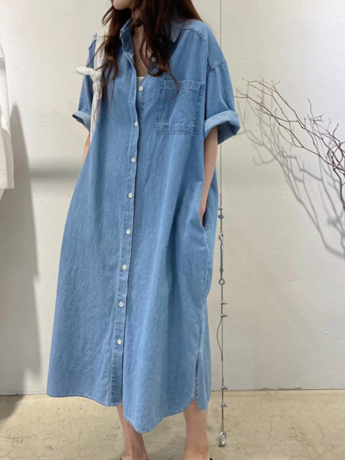 

SuperAen Oversized Denim Dresses Women's Summer 2024 New Fashion Fashion Style Vintage Short Sleeve Shirt Dress