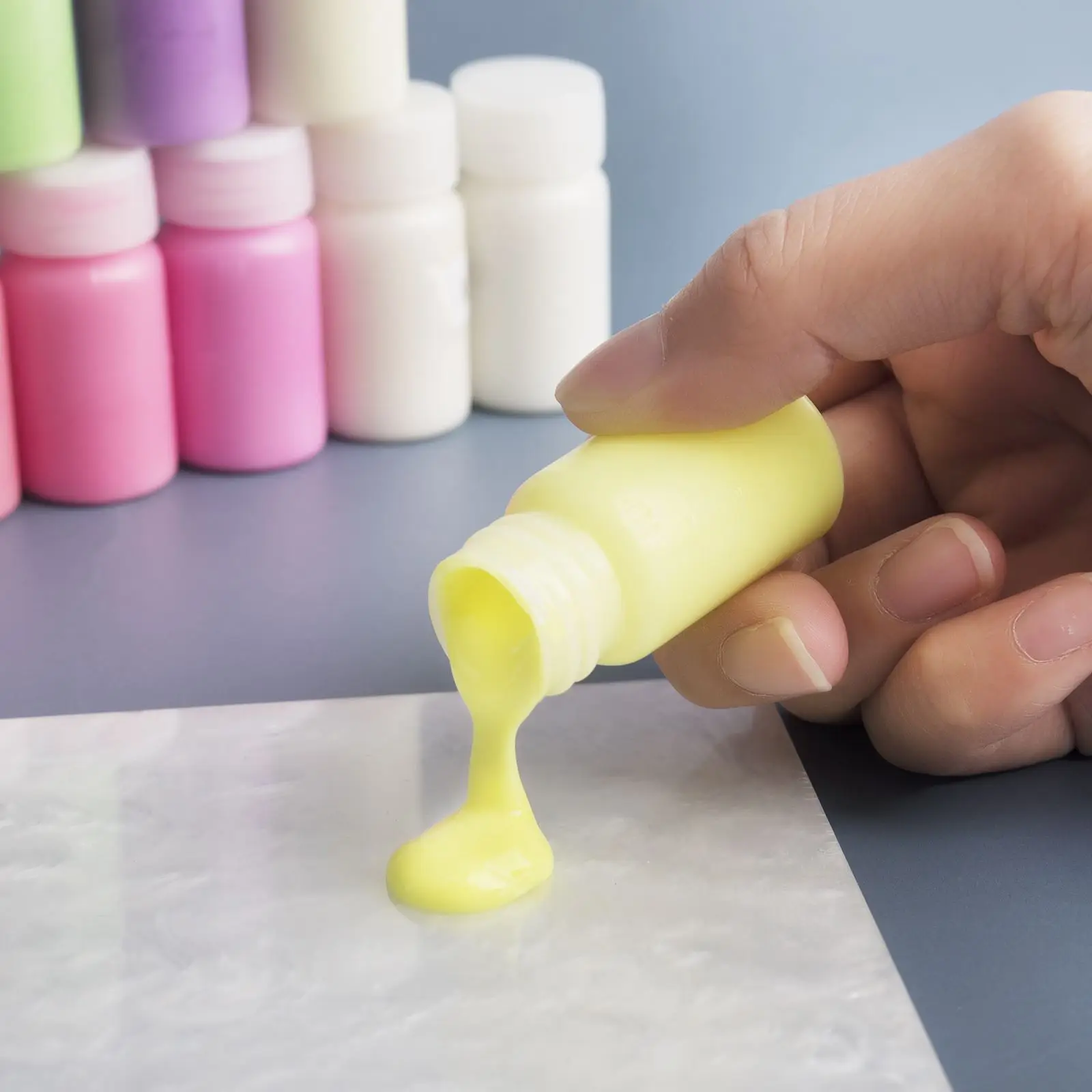 15g/Bottle Fluorescent Pigment Luminous Paint Epoxy Resin Pigment Glow In Dark Acrylic Paints Halloween DIY Party Resin Supplies luminous powder pigment luminous powder paint epoxy resin pigment acrylic paint pigment