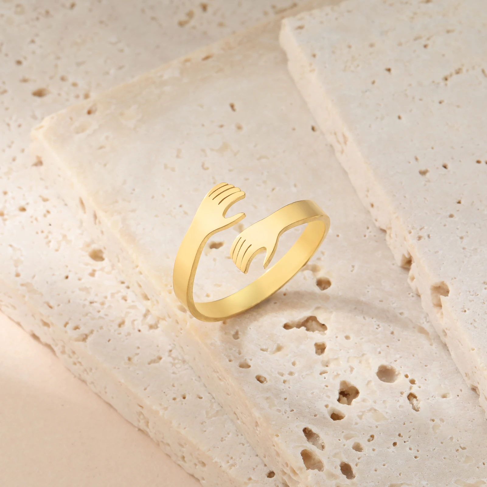 Gold Hug Finger Ring – Elegant Stainless Steel Jewelry Gift