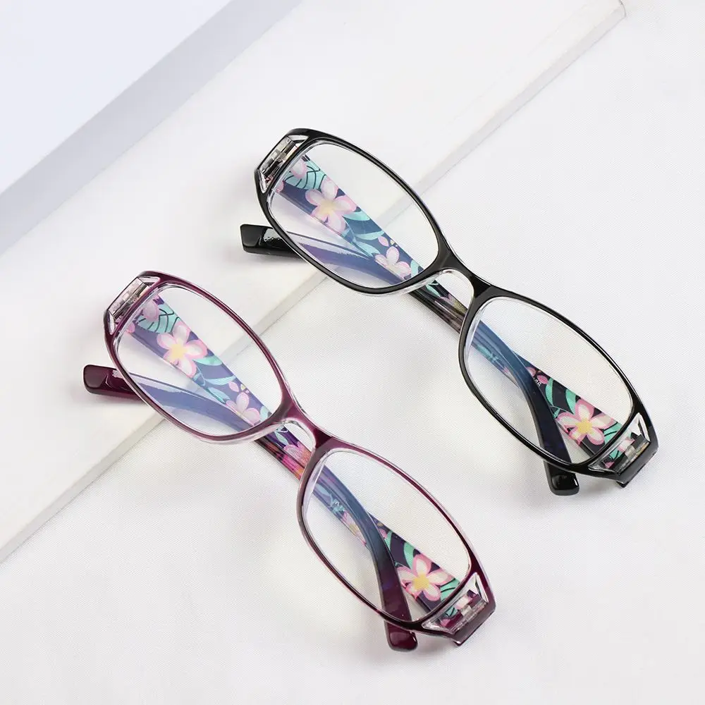 Trendsetting Women's Anti-Blue Light Reading Glasses 2024 - Ultralight & Portable Vision Care Eyewear
