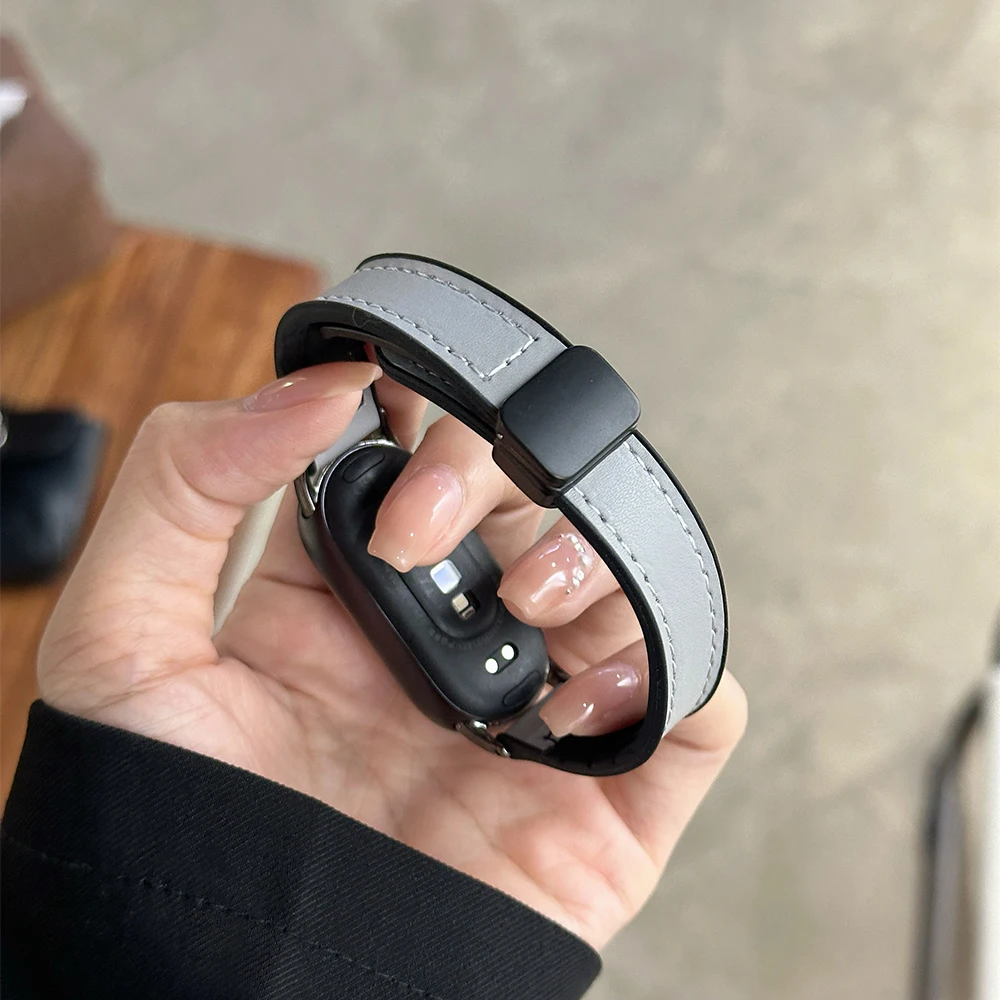 Magnetic Leather Strap for Smartwatch Replacement Bracelet