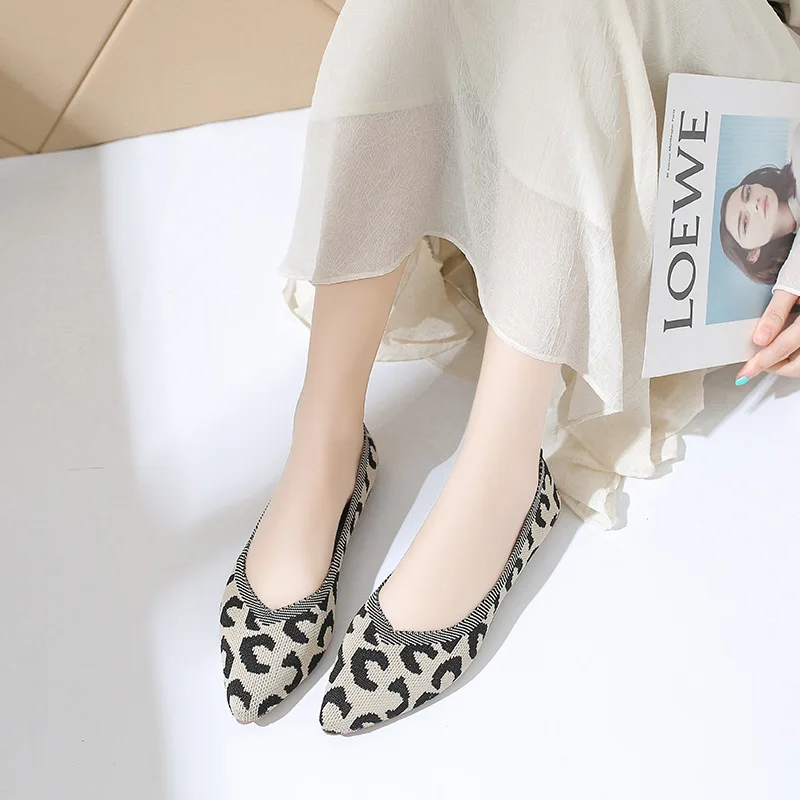 Spring Women Flats 2022 New Shoes Woman Casual Loafers Knitting Breathable Soft Slip-on Flat Breathable Soft Ladies Ballet Flats