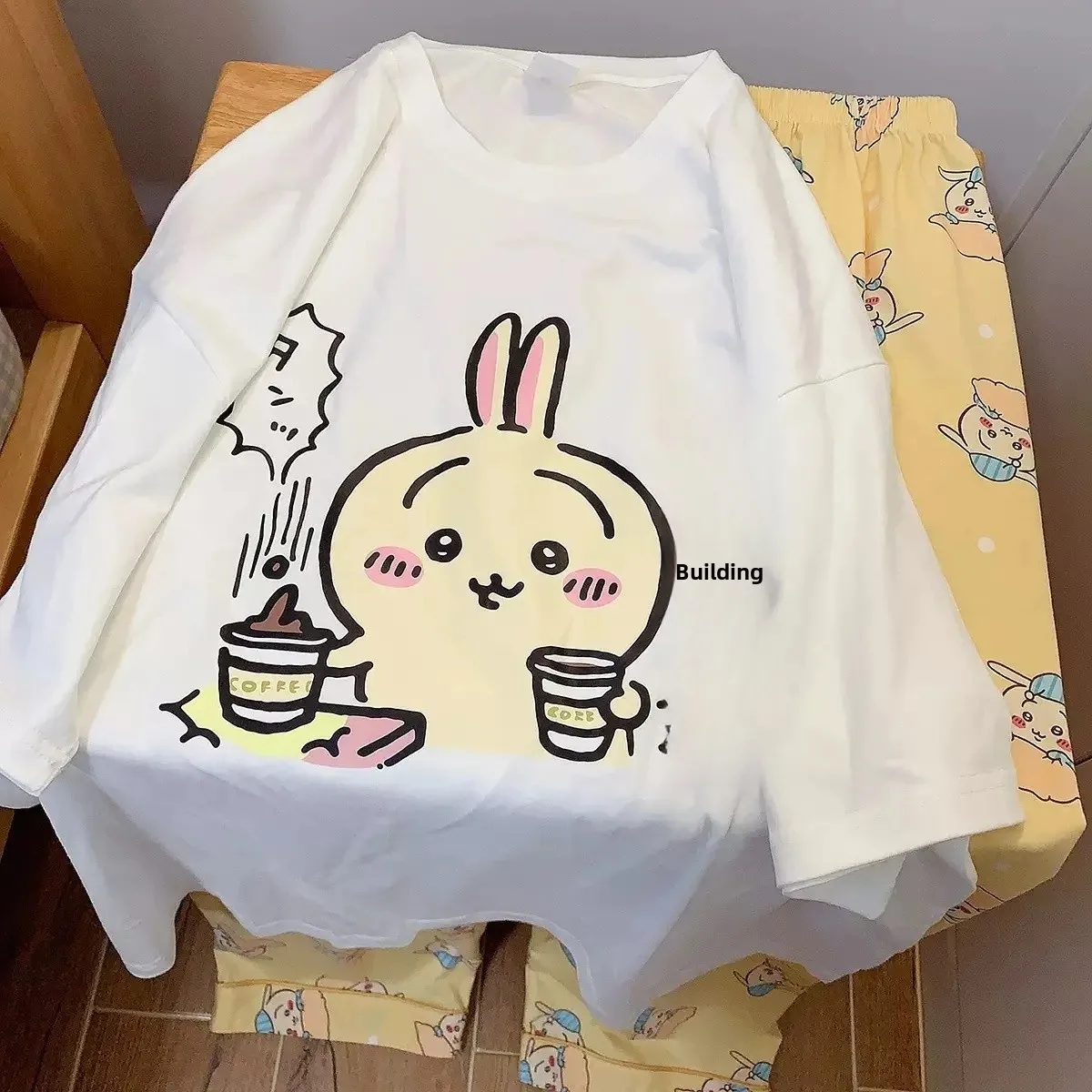 Usatch [short sleeve + trousers]]