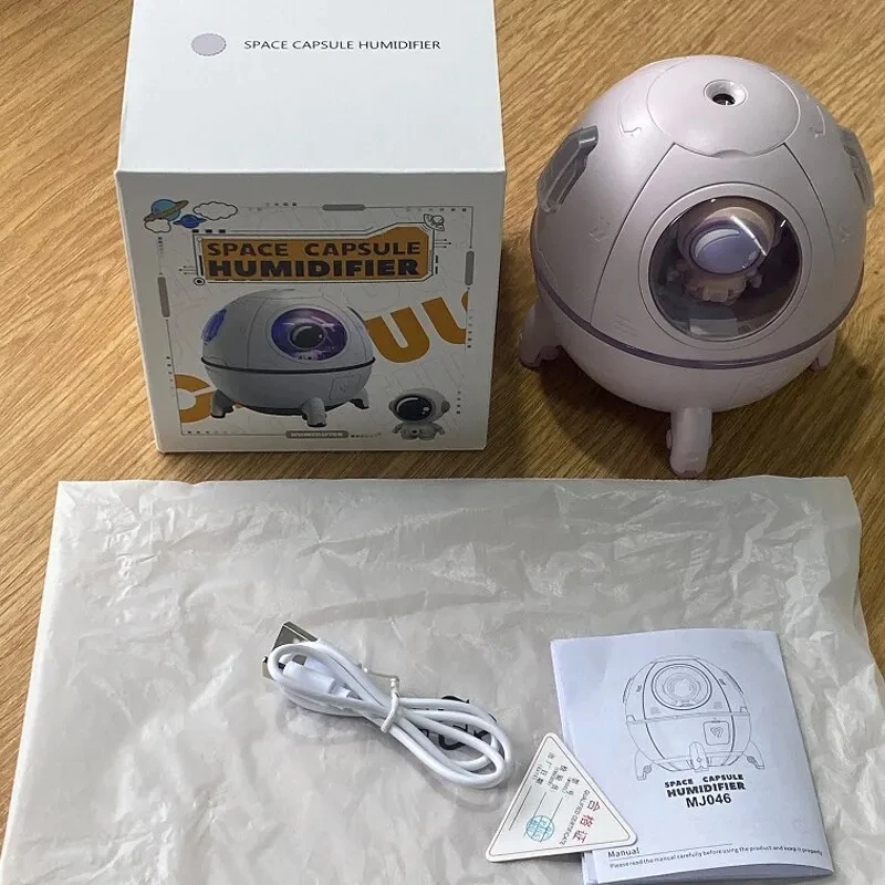 220ML Desktop Humidifier Portable USB Astronaut Air Humidifier Diffuser for Home With Colorful Light 5