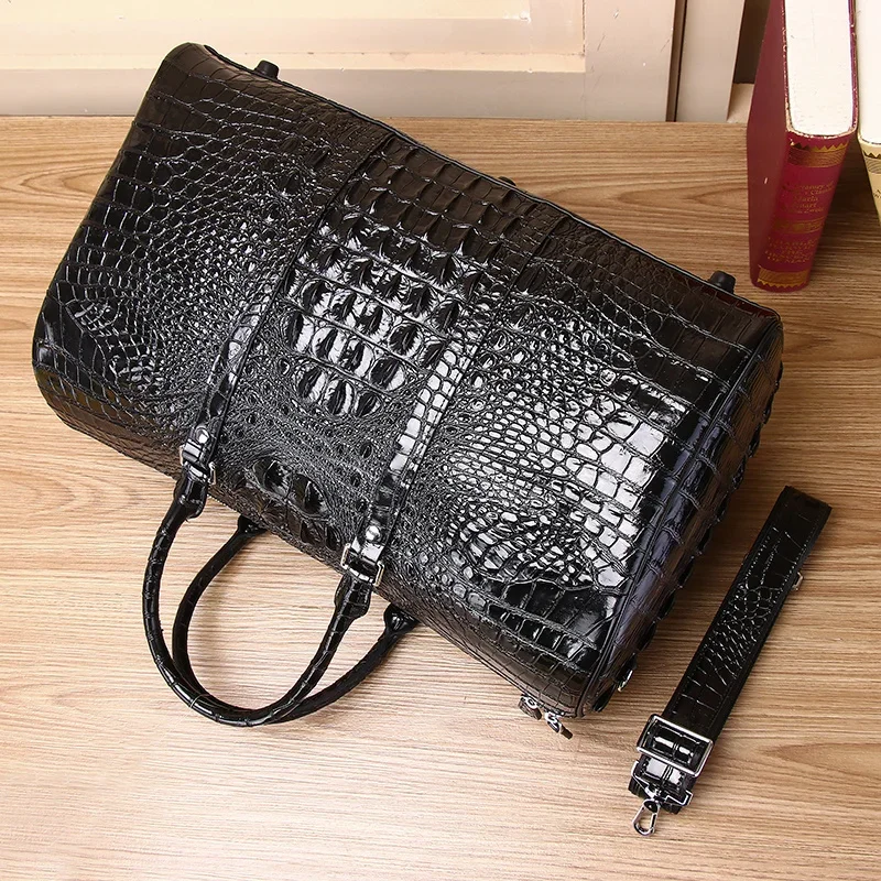 Рисунок 5 - Мужская сумка из натуральной кожи P7