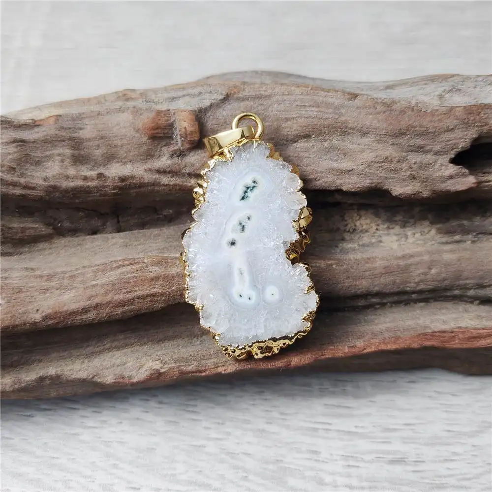 FUWO Wholesale 5Pcs Natural Stalactite Flower Pendant,Golden Plated Irregular White Crystal Accessories For Jewelry Making PD262 2