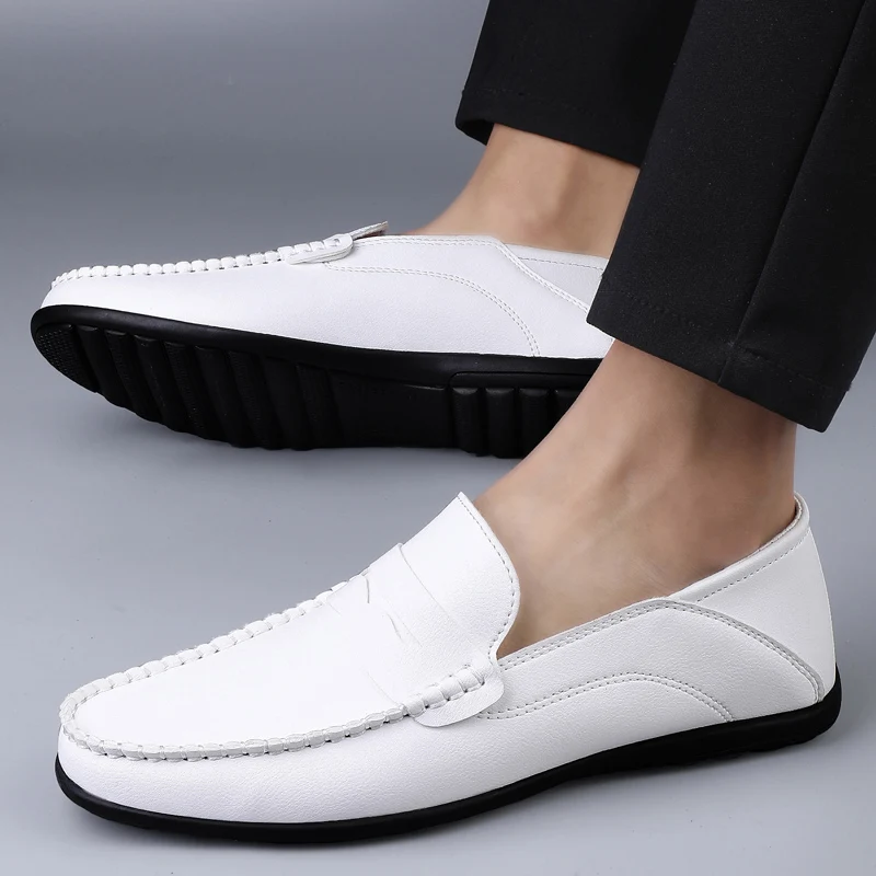 Fashion Men\'s White Hollow Leather Loafer Round Toe Flat Slip On Casual Slippers Men main image 3