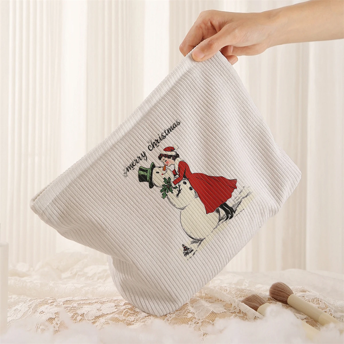 1 capybara patterned corduroy makeup bag, lightweight zipper makeup storage box, multifunctional bag with lining