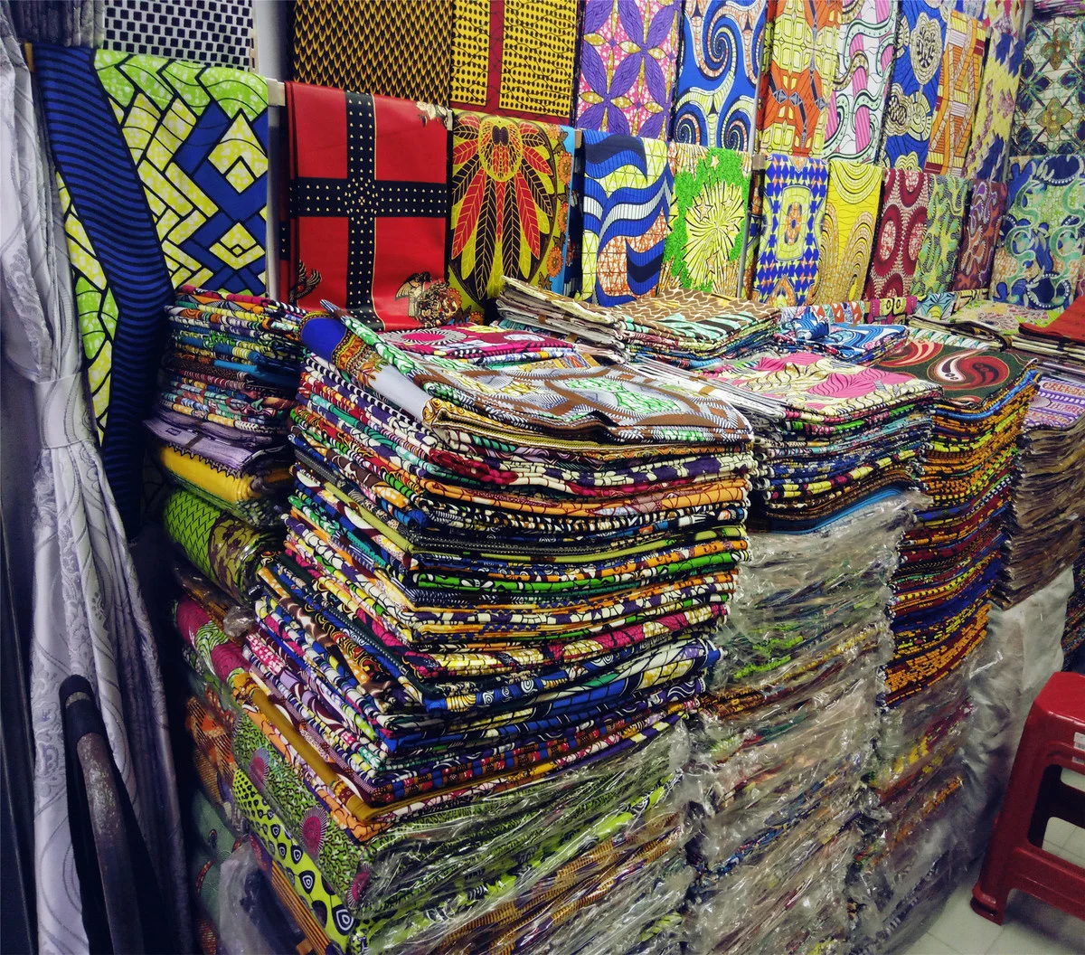 novo design nigeriano garantido verdadeiro tissus cera africano impressões tecido de algodão ancara tecido para vestido costura quintal