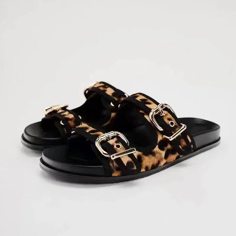 

Leopard Print Flatfrom Slippers Sandals 2024 Round Toe Metal Buckle Shoes For Women Summer Woman's Outdoor Casual Flat Slipper